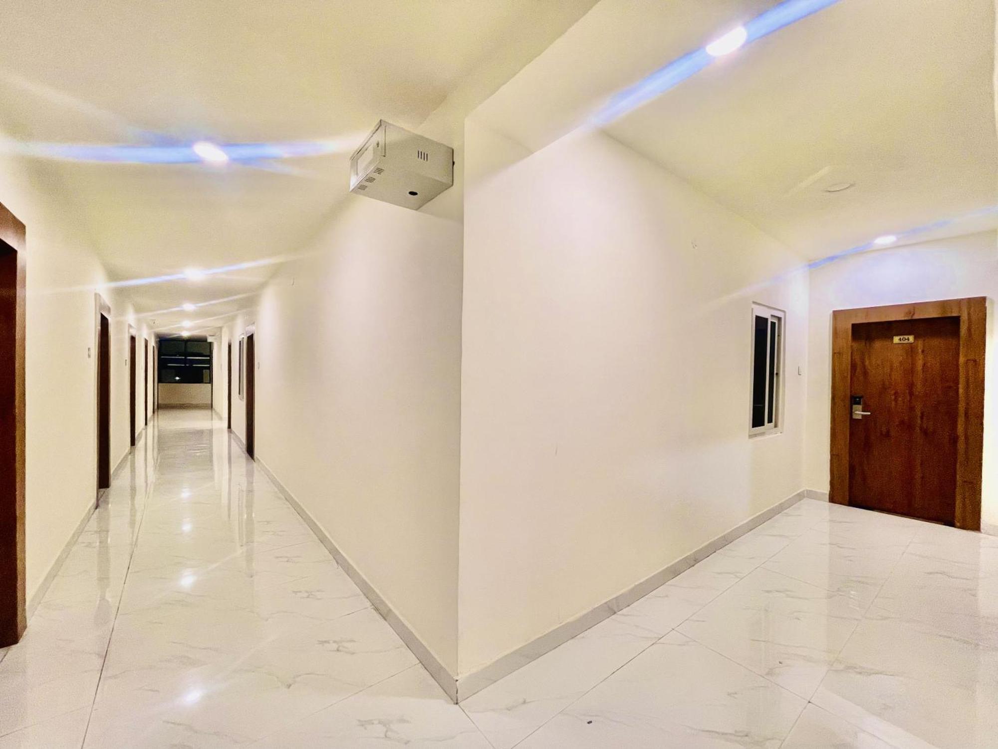 Hotel Eagle Grand Hyderabad Airport Zone Shamshabad Buitenkant foto