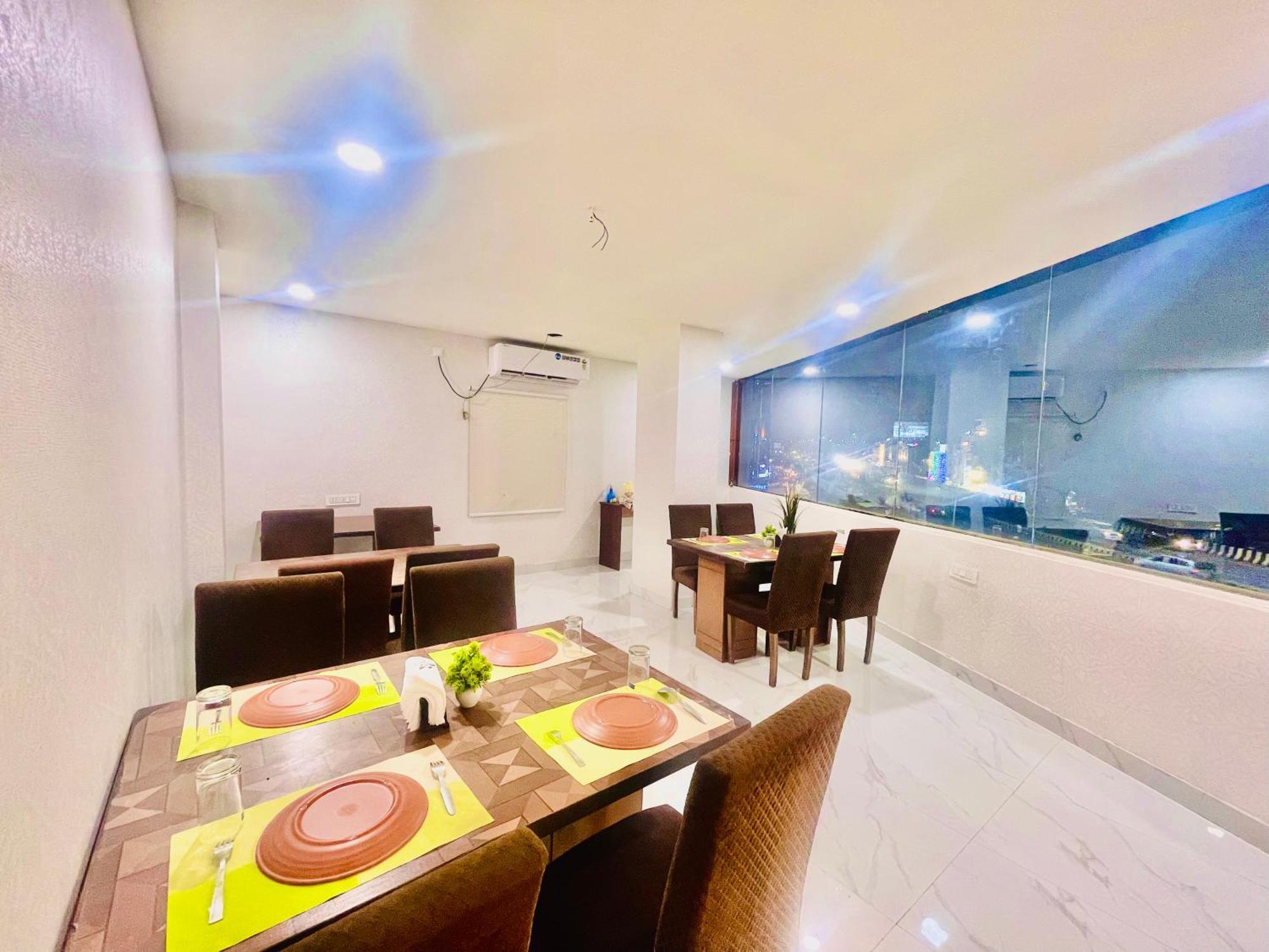 Hotel Eagle Grand Hyderabad Airport Zone Shamshabad Buitenkant foto