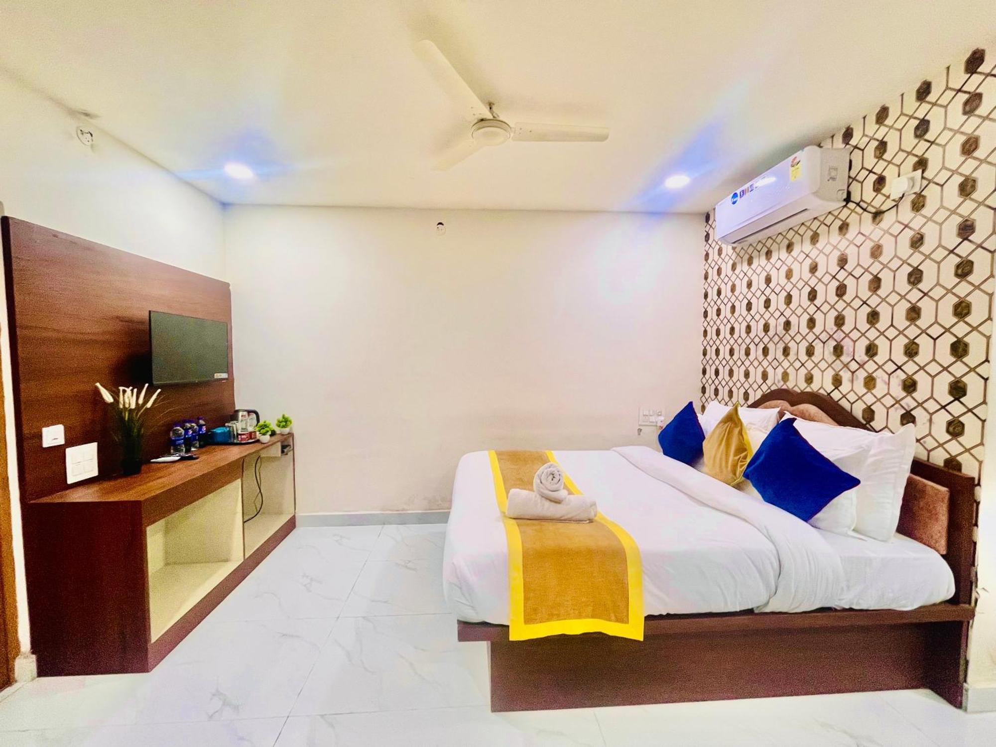 Hotel Eagle Grand Hyderabad Airport Zone Shamshabad Buitenkant foto